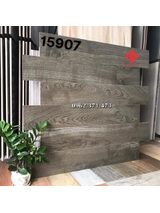 Gạch giả gỗ 15x90 màu nâu đen lát phòng ngủ