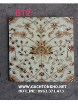Gạch ốp tường 30x30 nhũ vàng 612HL