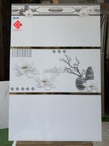 Gạch dán tường bếp 30x60 mẫu mới