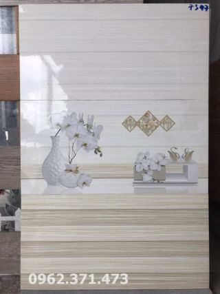 Gạch ốp tường phòng khách 30x60 vân sọc vàng