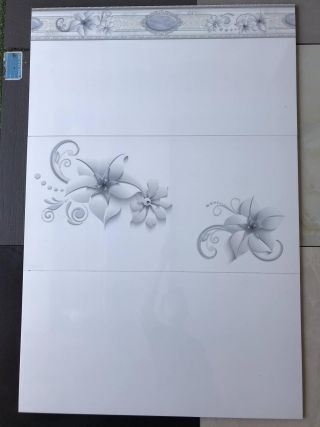 Gạch ốp tường 40x80 màu trắng