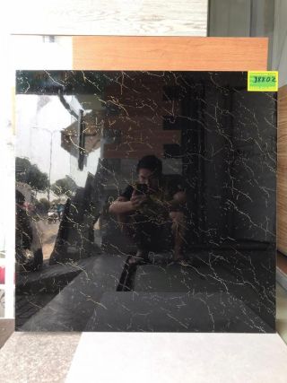 Gạch 80x80 nhũ vàng bóng kiếng