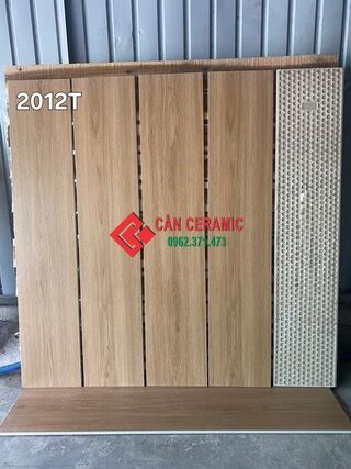 Gạch 20x100 vân gỗ màu nâu nhạt 2012T