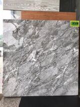 Gạch 80x80 bóng kiếng nhũ vàng