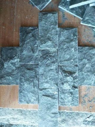 Đá tự nhiên xanh rêu ốp cổng trang trí