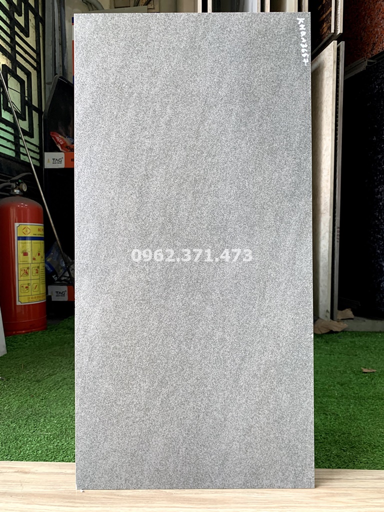 gạch đá mờ 30x60 lát nhà vệ sinh
