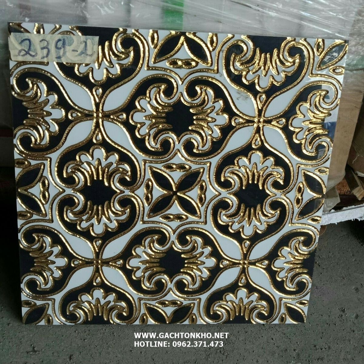 gạch 30x30 nhũ vàng dán tường 239-2